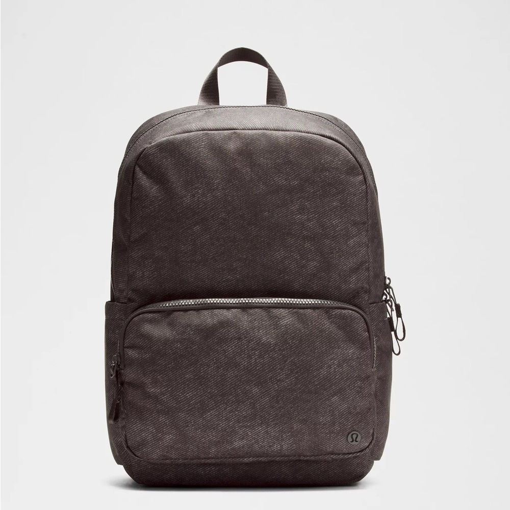 NWT Lululemon Everywhere Backpack Tech Canvas 22L OCNA - Picture 2 of 8